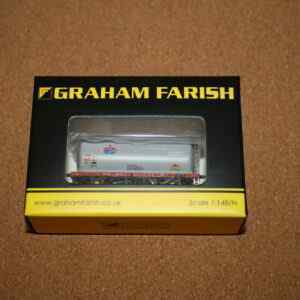 Graham Farish 373-787 TTA Tank Wagon "Amoco" Grey