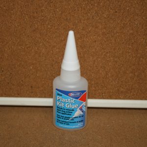 Deluxe Materials AD70 Plastic Kit Glue 20ml Bottle
