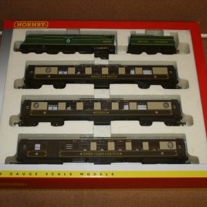 Hornby R2279M The Thanet Belle Train Pack Pre-Owned