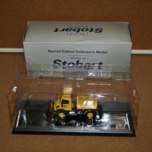 Atlas Oxford Diecast 4664105 Mercedes Unimog W061 'World of Stobart' (Haulage) 1:76 Scale
